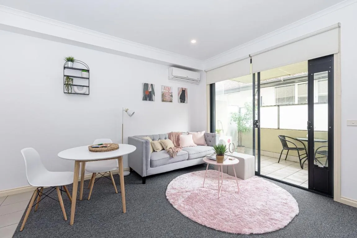 Image of Cozy 1 bedder in St Kilda with Balcony