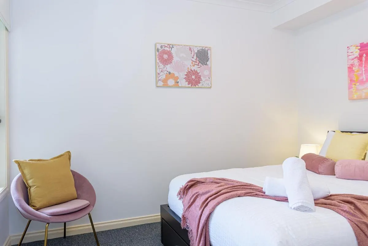 Image 6 of Cozy 1 bedder in St Kilda with Balcony