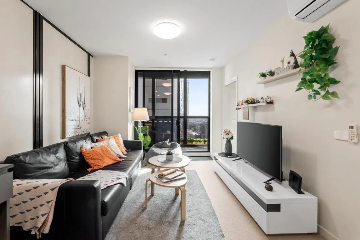 Image of Cozy CBD 2 Bedroom Apartment with car park