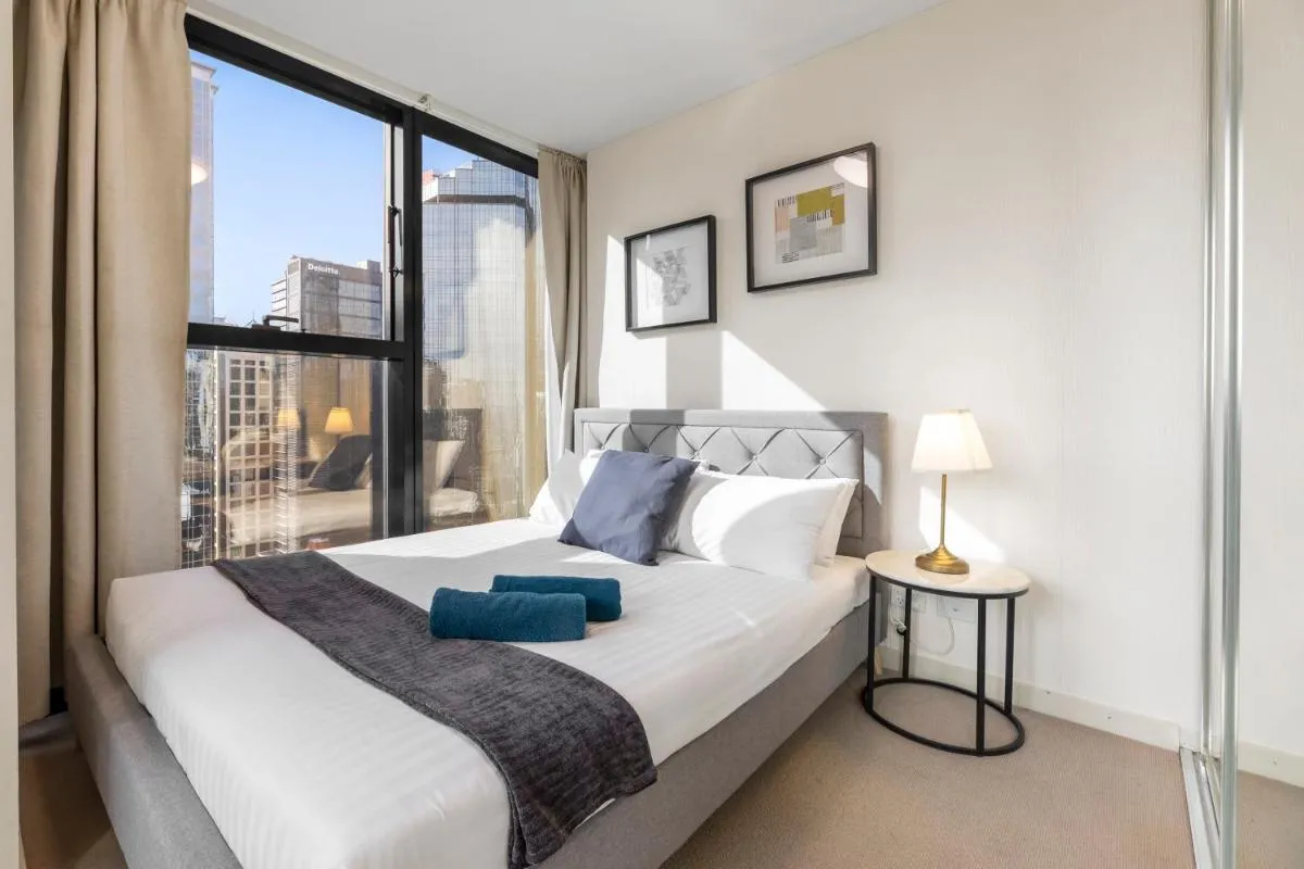 Image 1 of Cozy CBD 2 Bedroom Apartment with car park