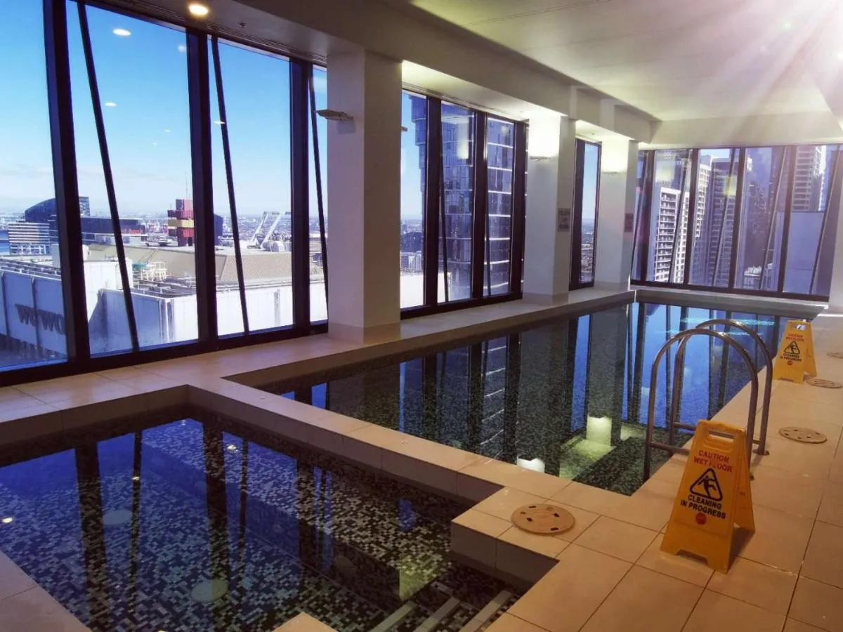 Image 3 of Cozy CBD 2 Bedroom Apartment with car park