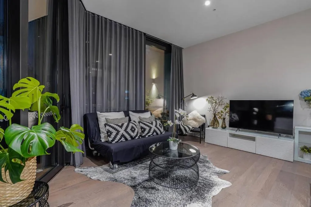 Image 4 of Delicated Loft in Central 2Bed 2.5Bath 2Carpark