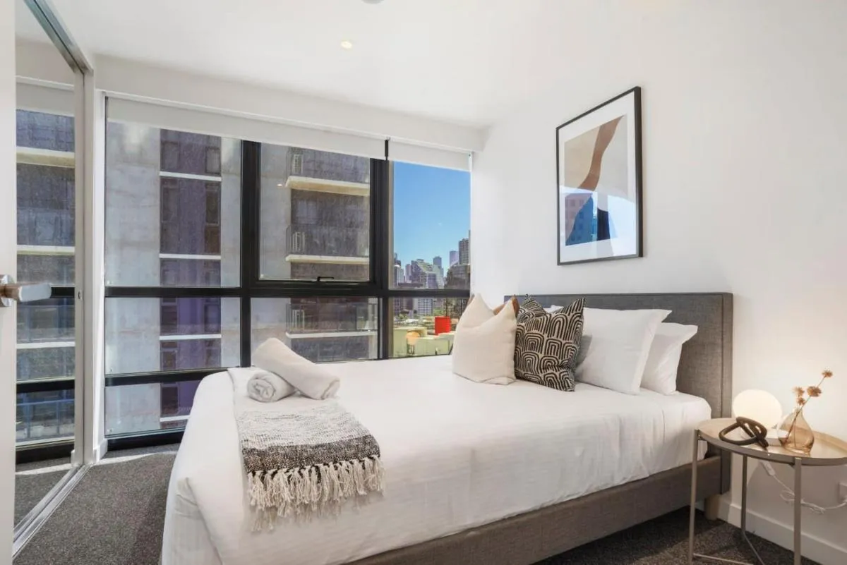 Image 1 of Deluxe Living in the Heart of Southbank