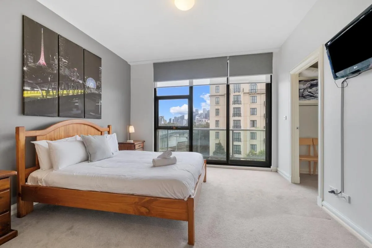 Image 1 of East Melbourne 2BR Apartment
