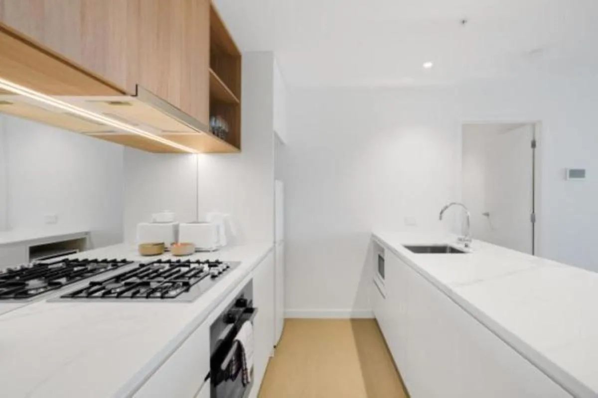 Image 4 of Elegant Stature Building Luxury apartment