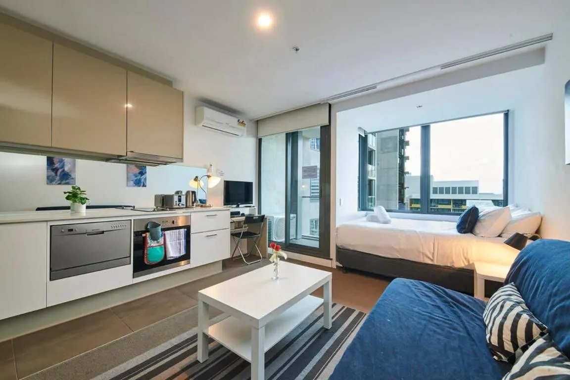 Image of Elevated Bliss – Spectacular Views from Level 32