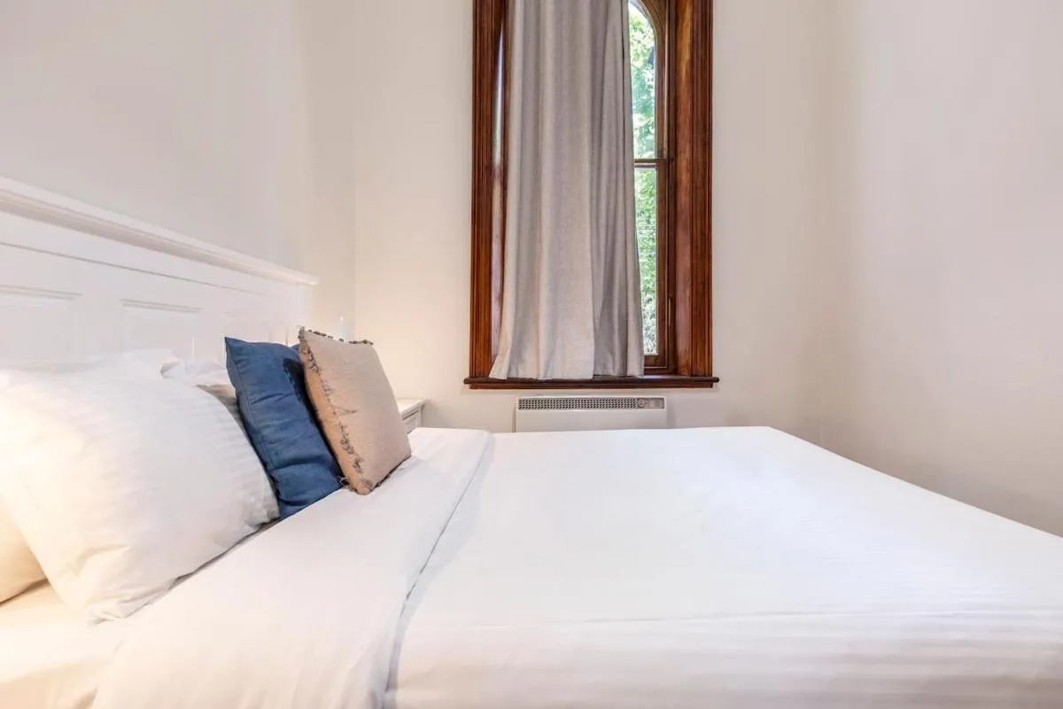 Image 6 of Elwood Manor – A Restored Art-Deco Gem
