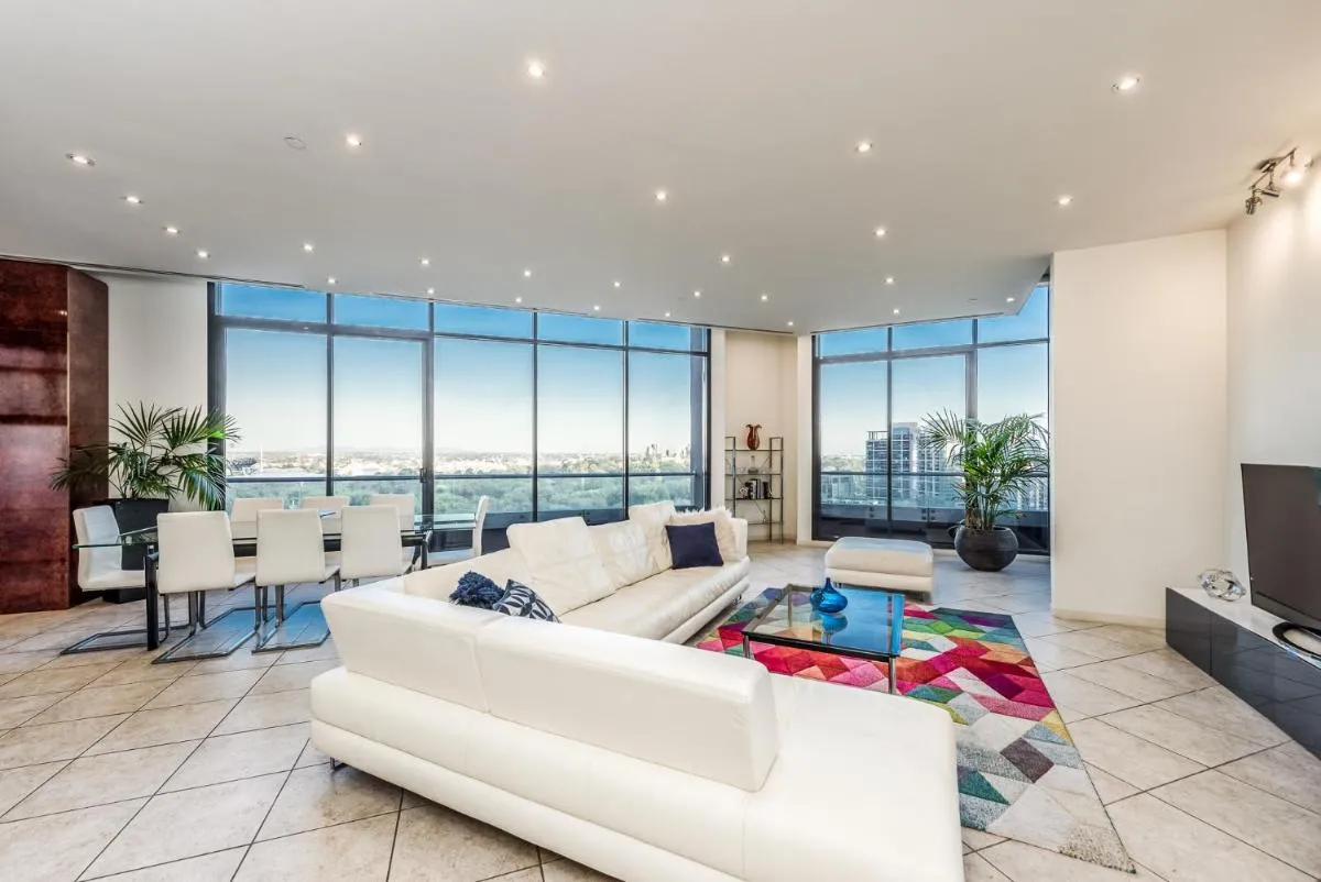 Image 5 of Exclusive Stays – Gallery Penthouse