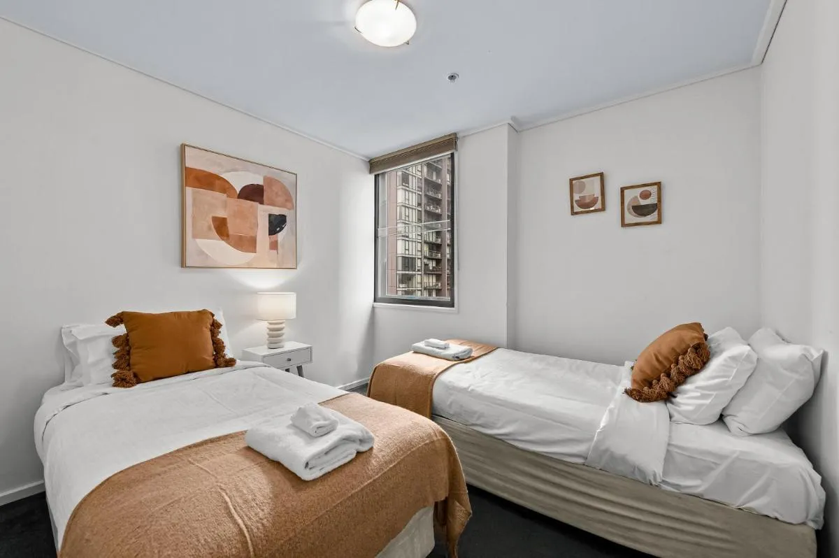 Image 1 of Exclusive Stays – The Summit