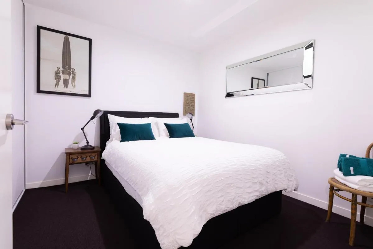 Image 1 of Experience Port Melbourne