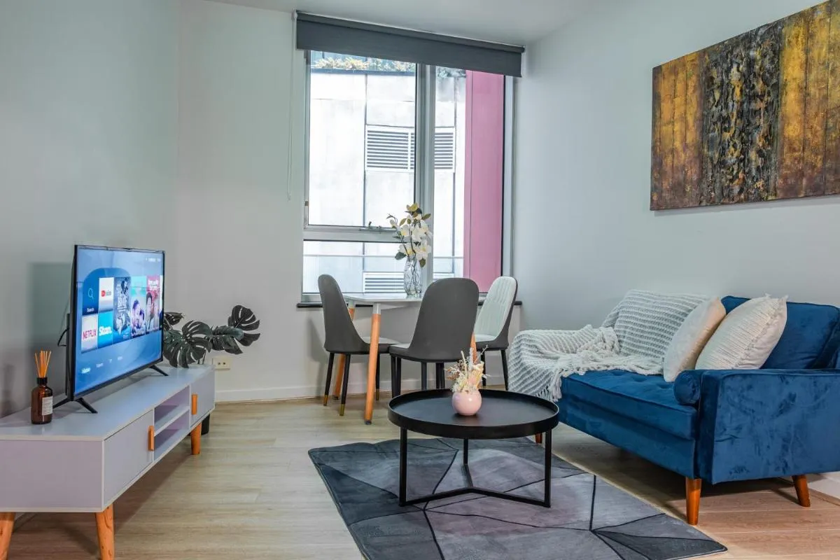 Image 3 of Extremely Convenient 1br1ba Nest In Melbourne Cbd