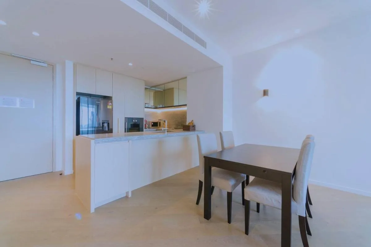 Image 4 of Fawkner Apartment Bay-view 5