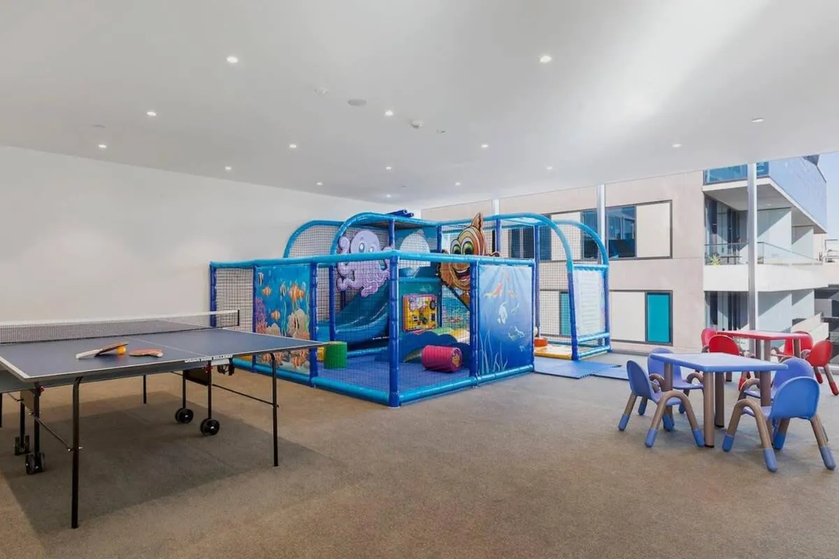 Image 5 of Fawkner Residence 1B2B condo Smart TV