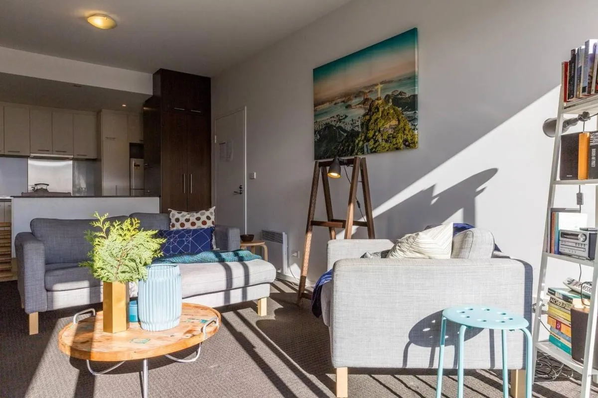 Image 3 of ‘Fitzroy Max’ Easygoing Urban Pad off Brunswick St
