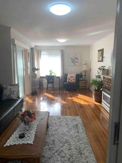 Image 3 of Glenroy Home near airport, city&shop