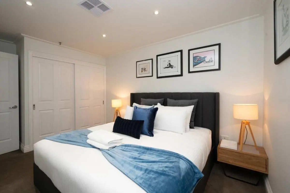 Image 6 of Gordons Place Entire Apartment CBD Location