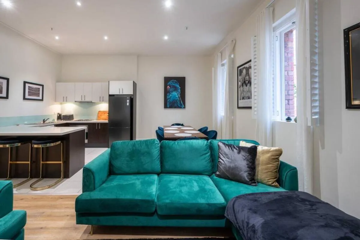 Image 3 of Gordons Place Entire Apartment CBD Location