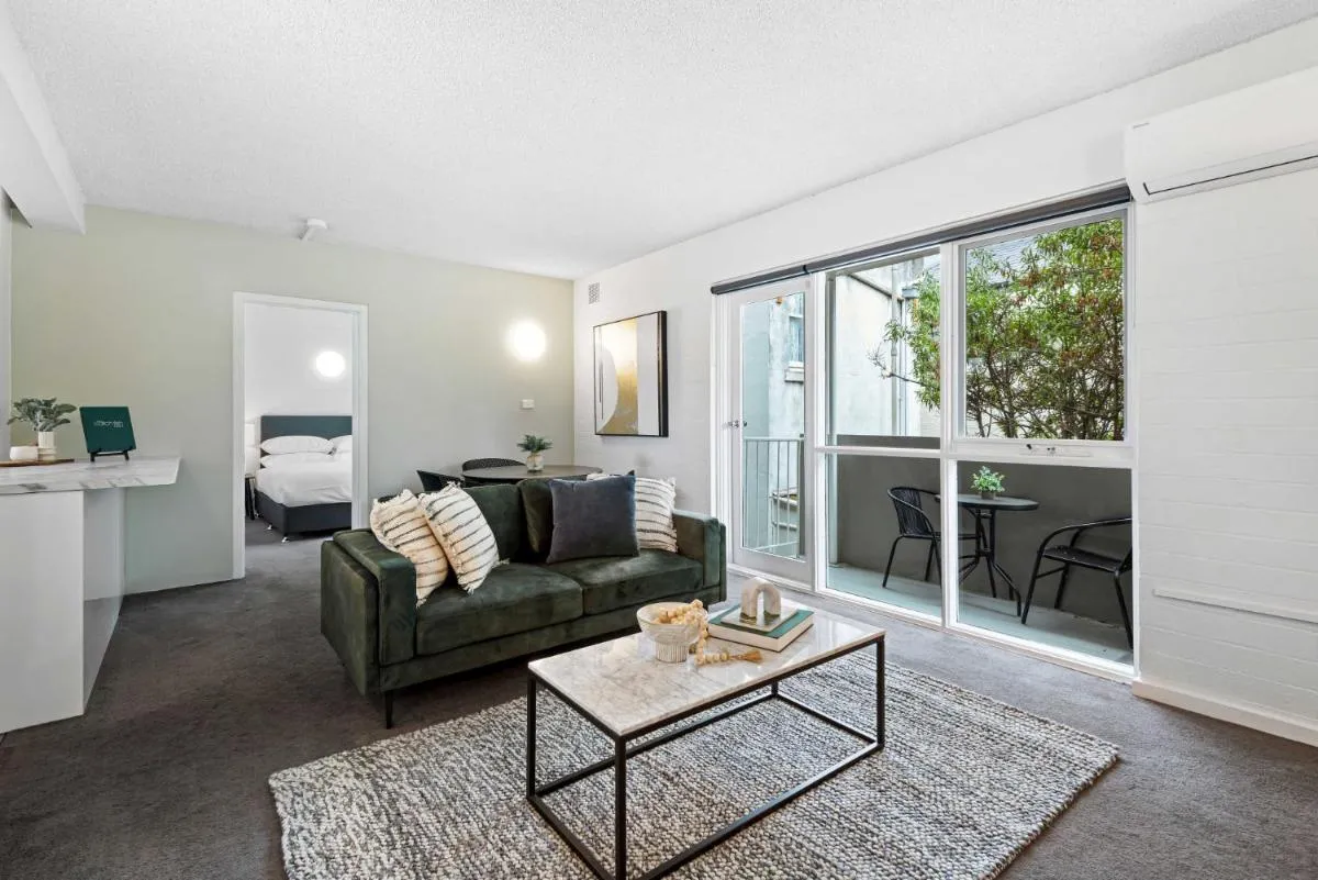Image 3 of Gorgeous 1-Bed Apartment near Melbourne Uni