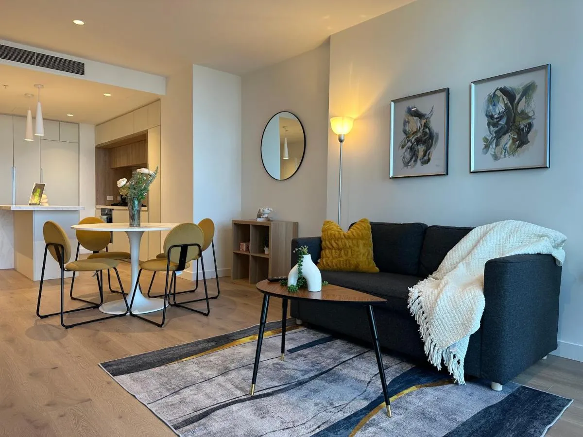 Image 4 of Harborview Horizon Suite