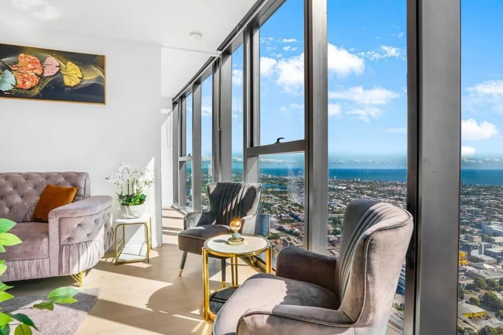 Image 6 of High Rise Southbank Luxury Apt (50th floor)
