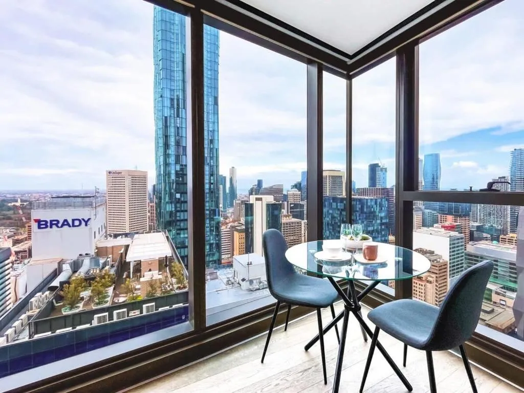 Image of High-rise condo in Melbourne CBD