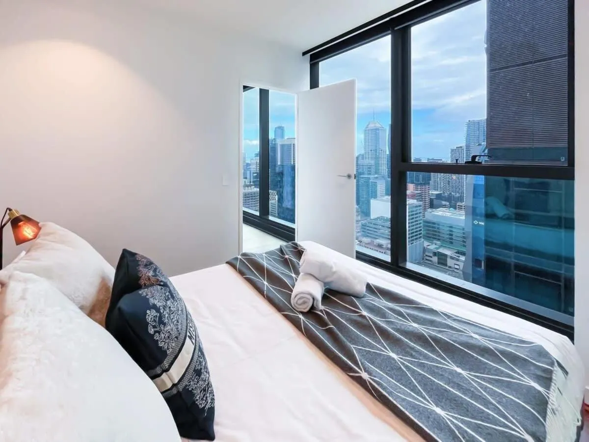 Image 1 of High-rise condo in Melbourne CBD