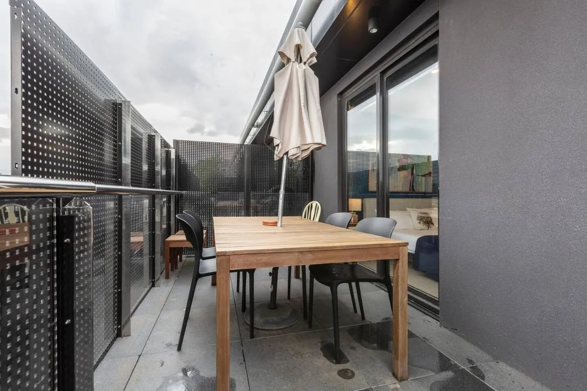 Image 5 of Hip off High Street – A Vibrant Balcony Escape
