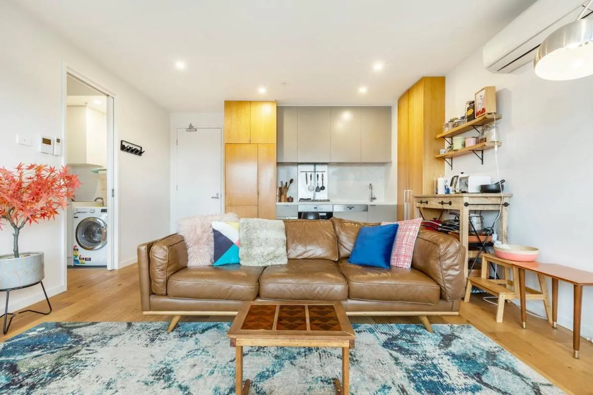 Image 3 of Hip off High Street – A Vibrant Balcony Escape