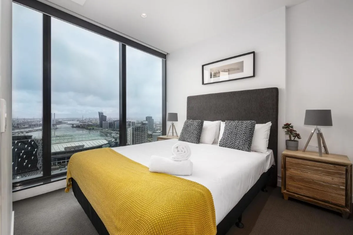Image 6 of Hudson Sea View Apartments Southern Cross Station CBD