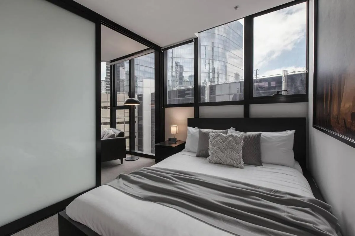 Image 1 of Iconic Southbank Locale meets Modern Comfort