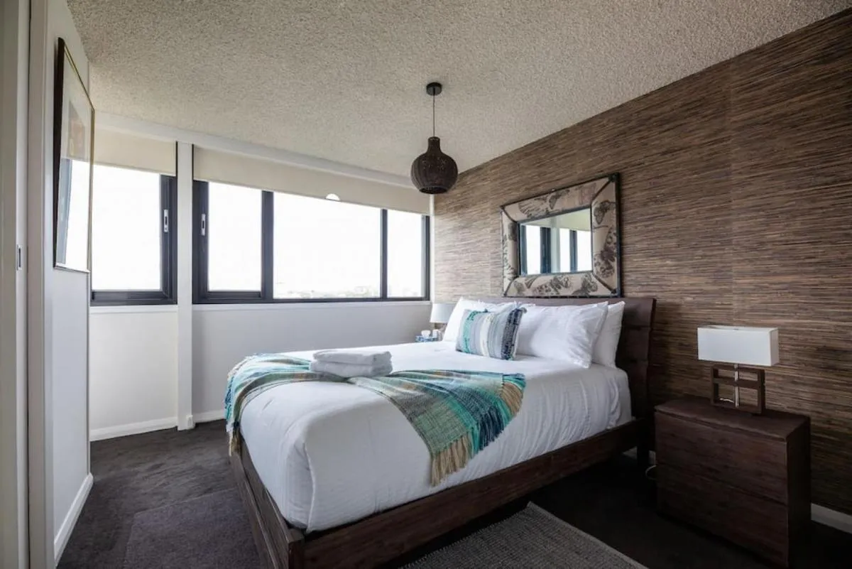 Image 1 of Jade – St Kilda Beach Side, Uninterrupted Views