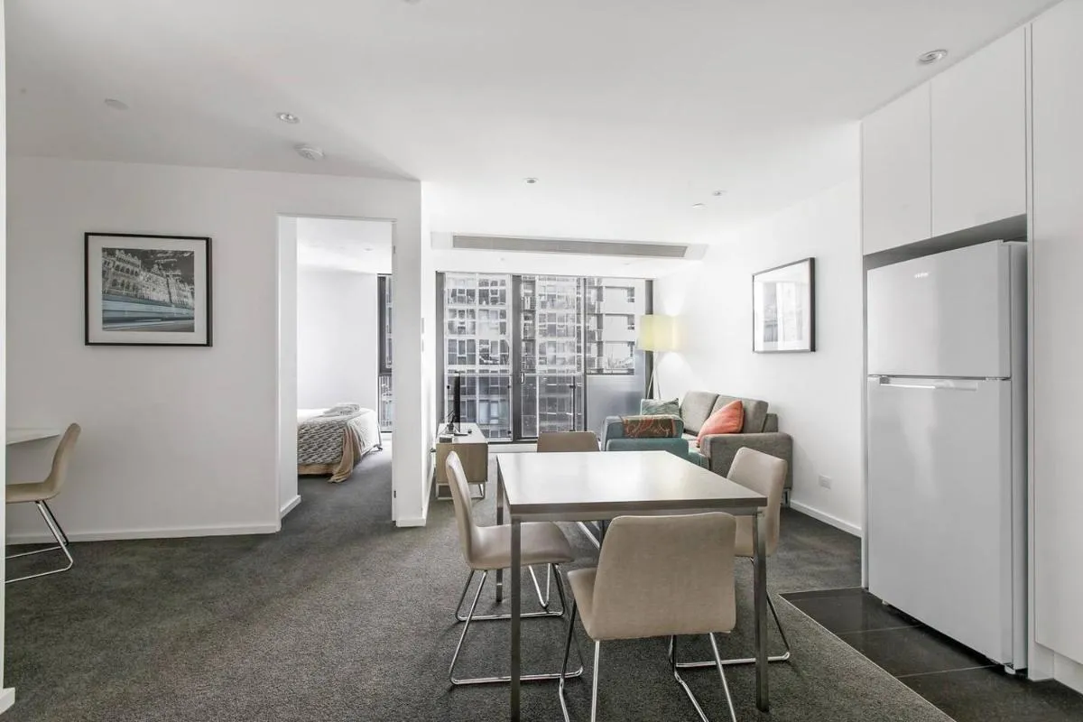 Image 4 of Kavanagh Cool – A Central Resort-style Pad