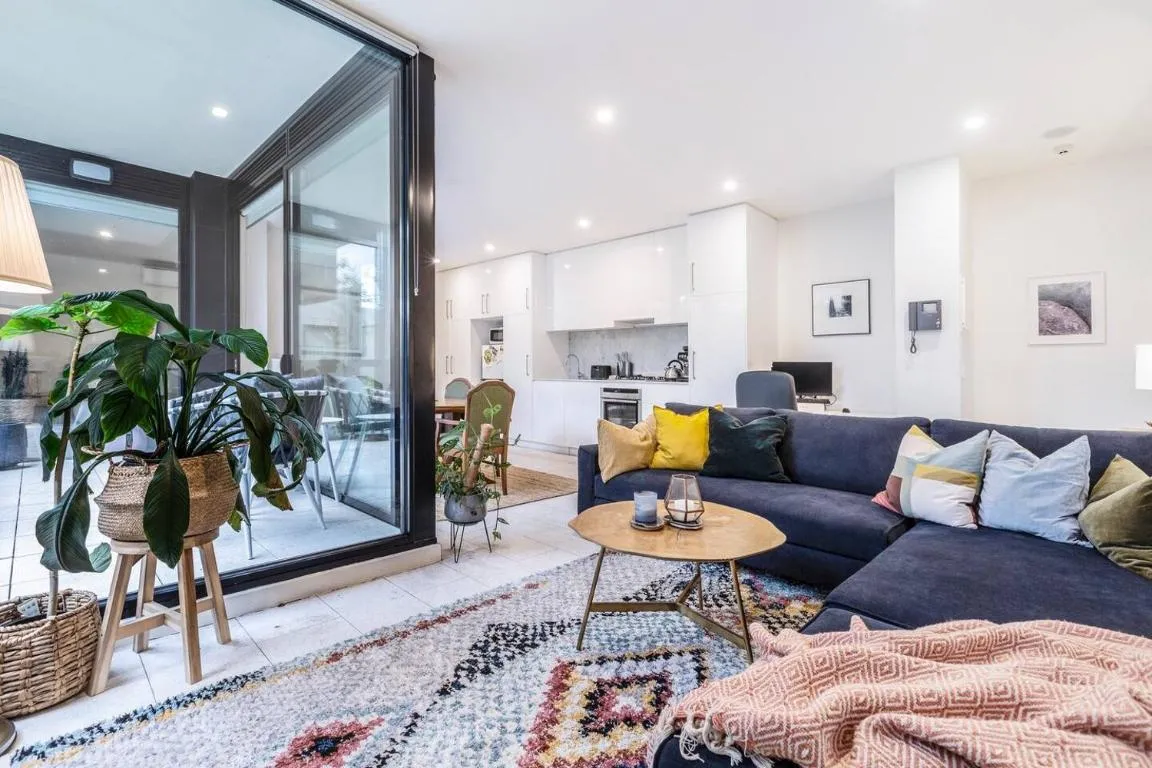 Image of Laneway Leisure – Leafy Delight in the Heart of Fitzroy