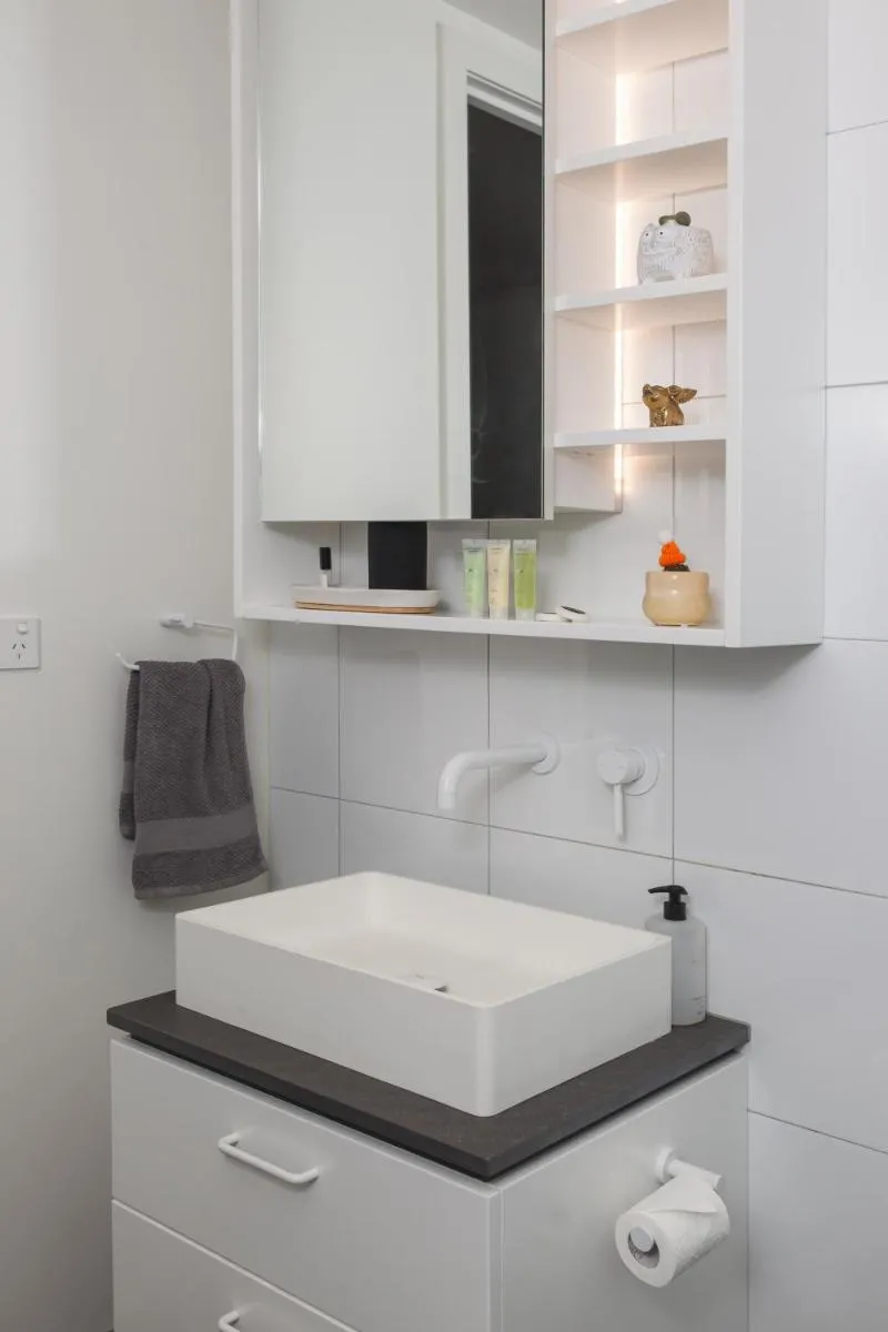Image 3 of Large Central Prahran Retreat