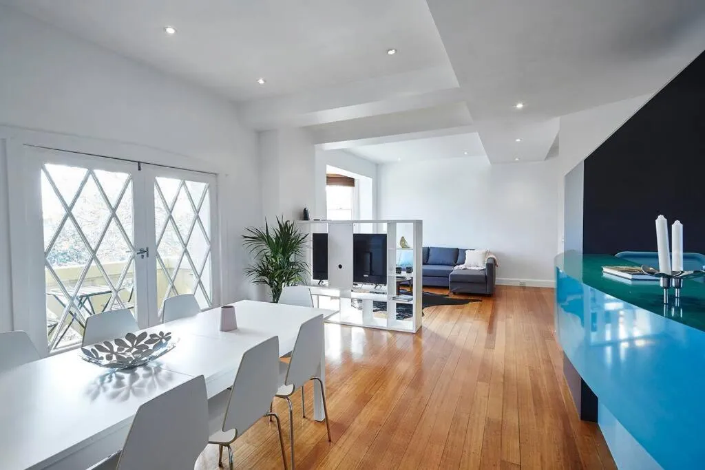 Image 3 of Large Two Bedroom Apartment with City Park and Bay views
