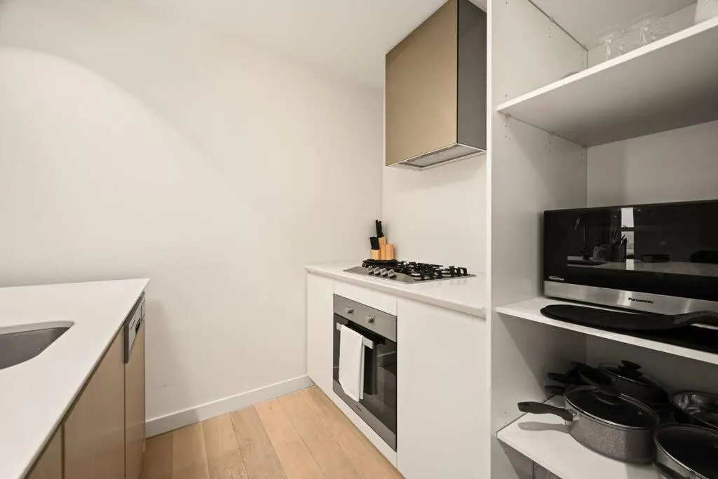 Image 2 of Level 59 Delightful City Central 3B2B1C Apartment