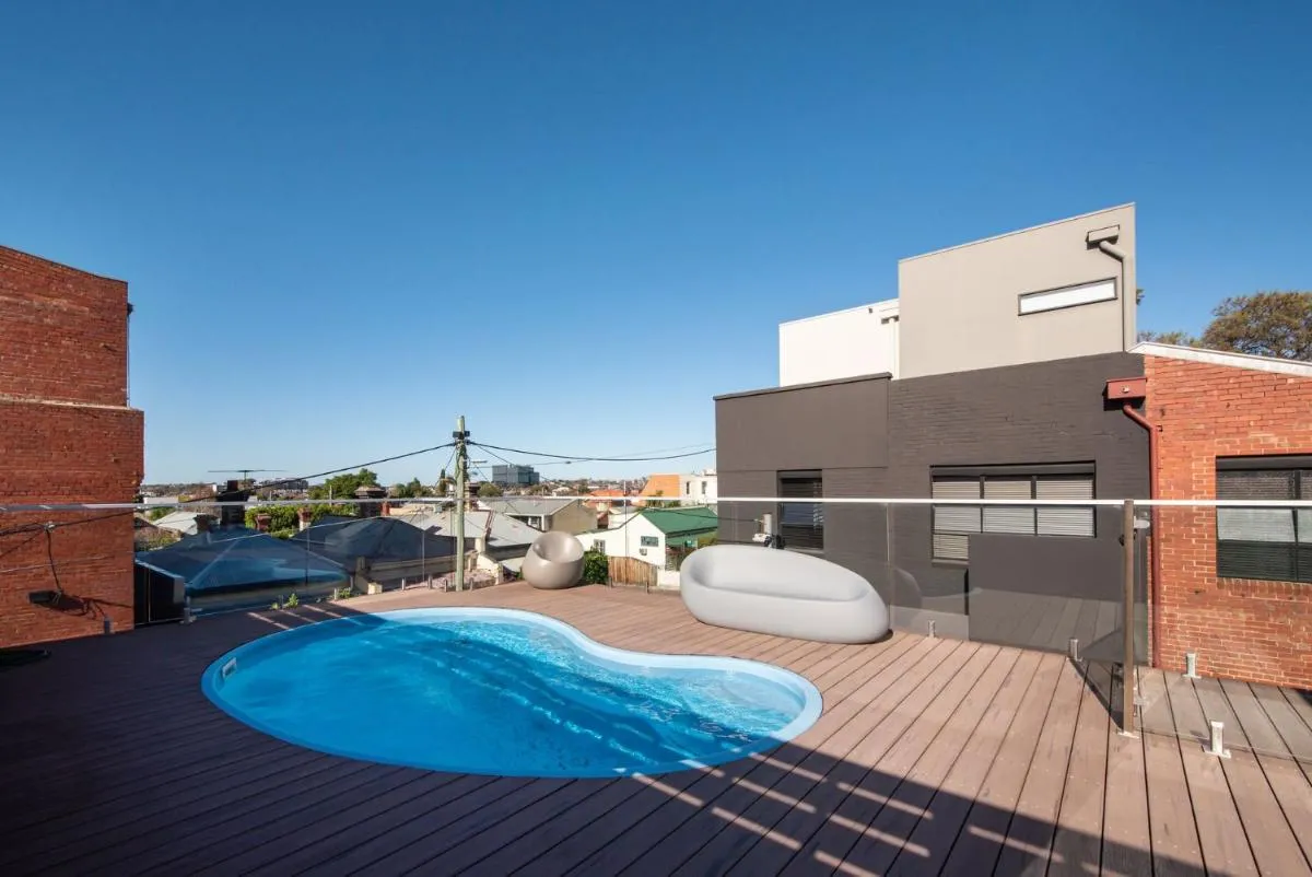 Image 3 of Loft Living Close to the MCG