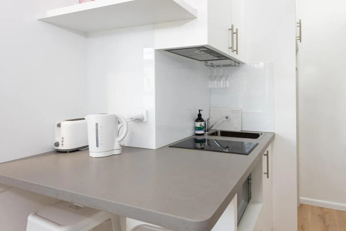 Image 5 of Lovely Studio with Free Parking in East Melbourne!
