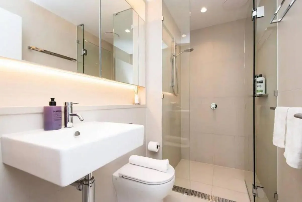 Image 2 of Luxury 2BR wCity view near Yara River and Crown