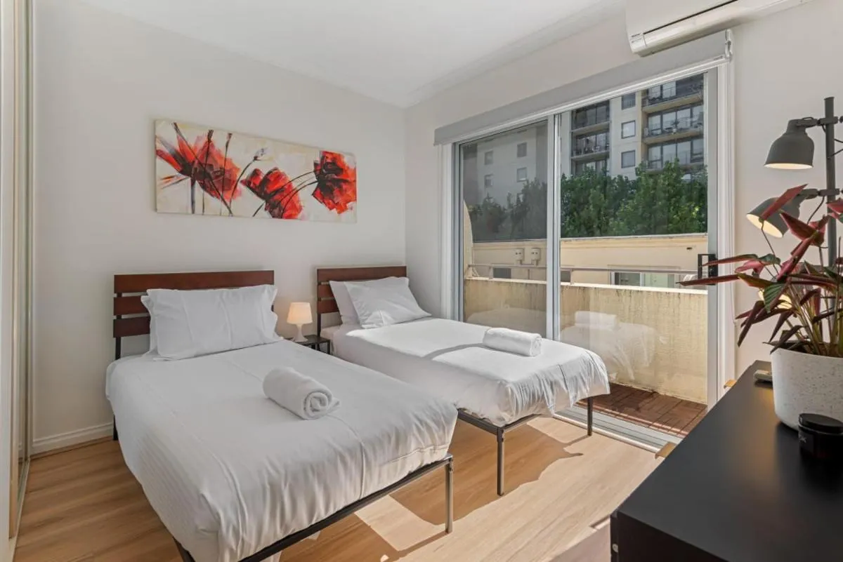Image 1 of Melbourne CBD edge lifestyle home