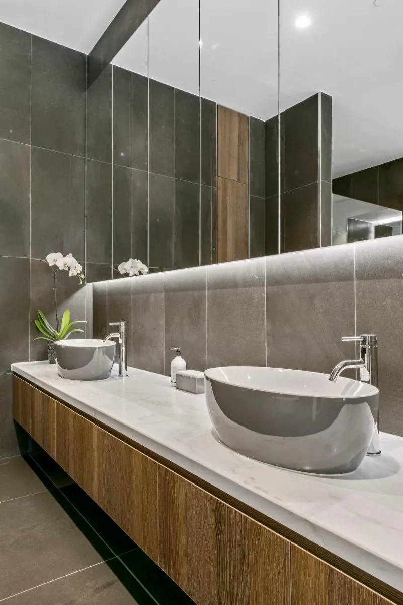 Image 5 of Melbourne City Apartments Panoramic Skyview Penthouse
