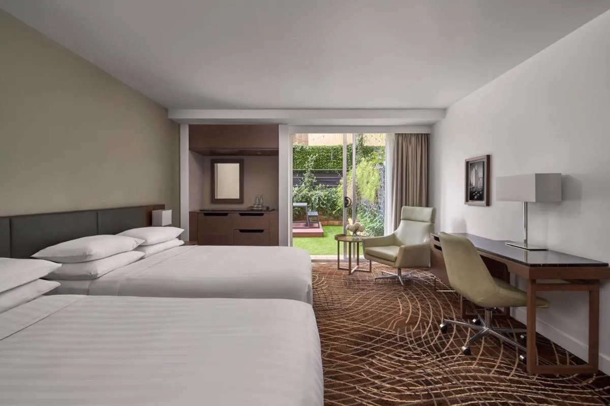 Image 1 of Melbourne Marriott Hotel