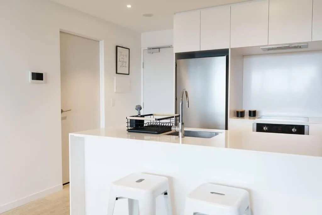 Image of Modern 1 Bed Opposite Racecourse