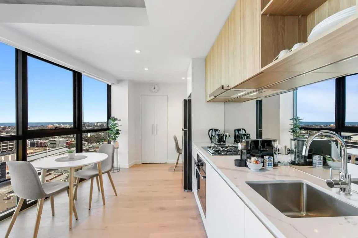 Image of Modern 1-Bed with Pool Gym & Stunning Views