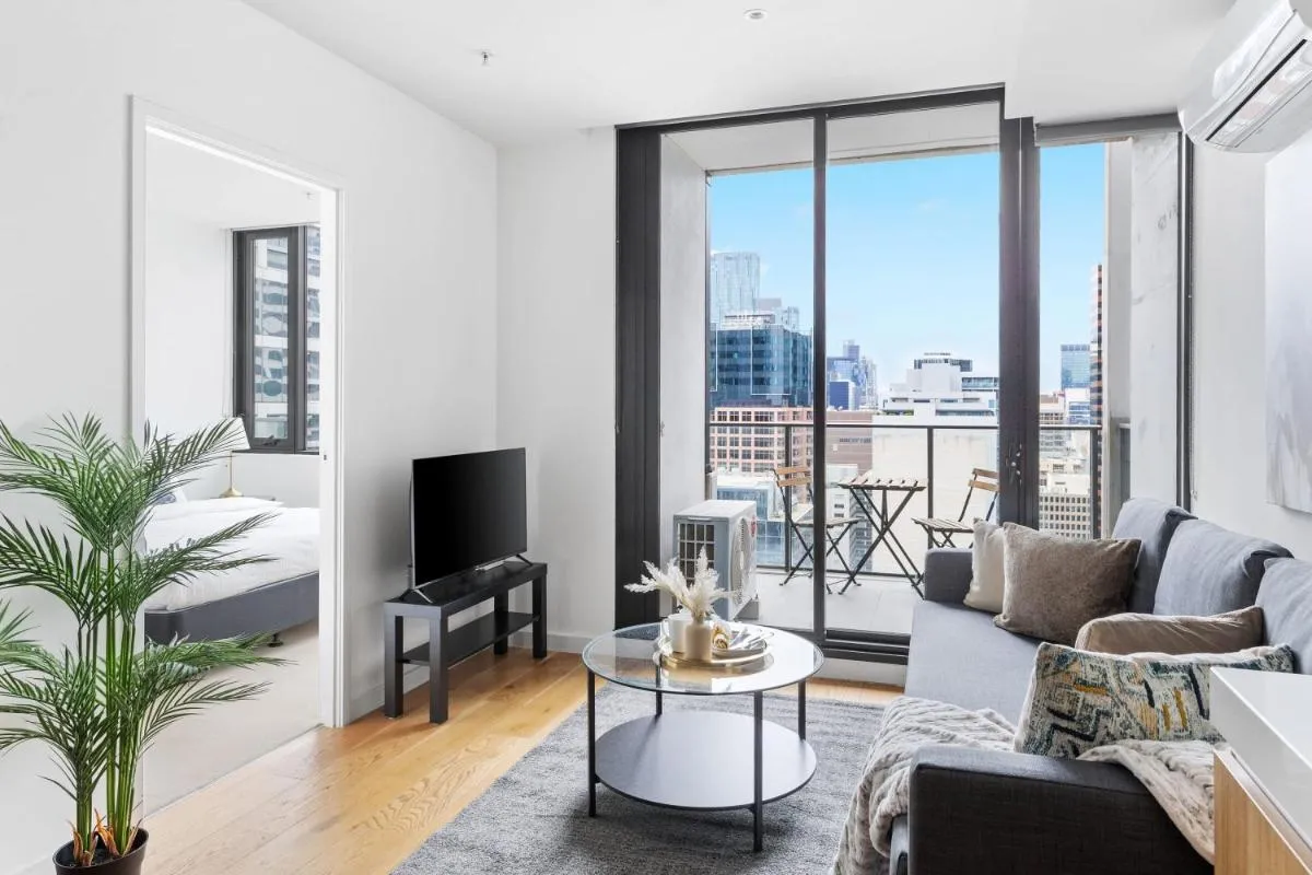Image 5 of Modern 2BR Apt Next to Southern Cross FREE Parking
