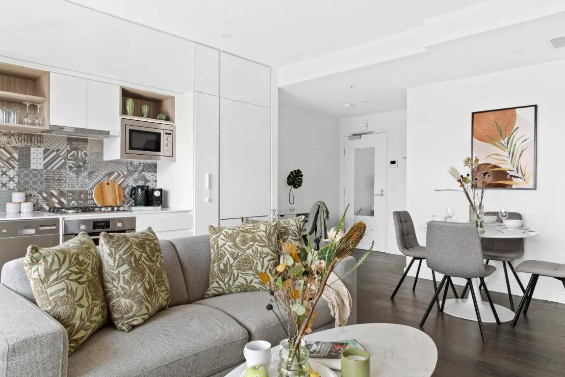 Image of Modern Elegance Caulfield North