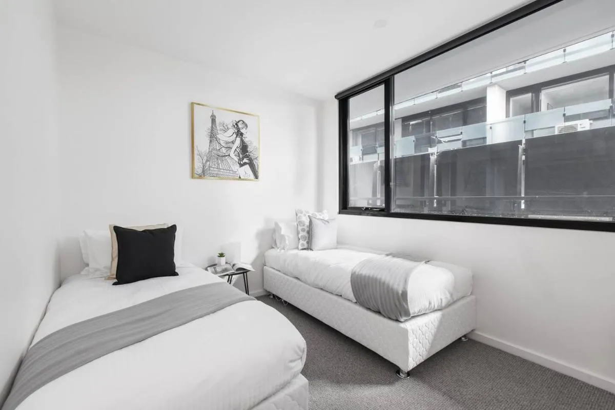 Image 6 of Modern and Cosy Parkland Retreat near Yarra River