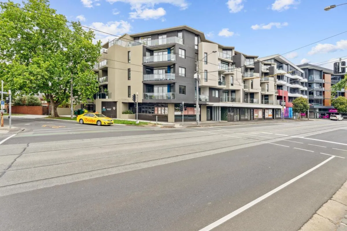 Image 5 of New! Book now for AFL finals 20 min from MCG
