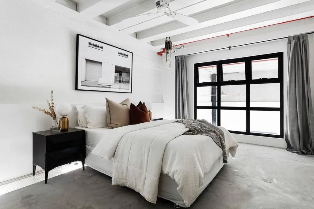 Image 1 of New York Converted Warehouse Apartment in Richmond