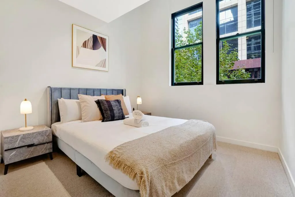 Image 5 of NewYork Style loft 2B2B in Collins St